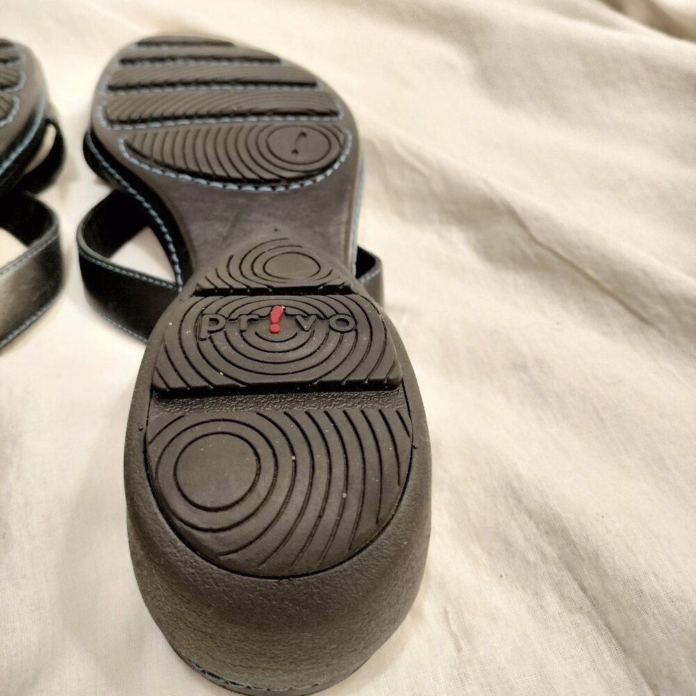 Privo by Clarks Black Leather Thong Sandals/Slides - Picture 9 of 9